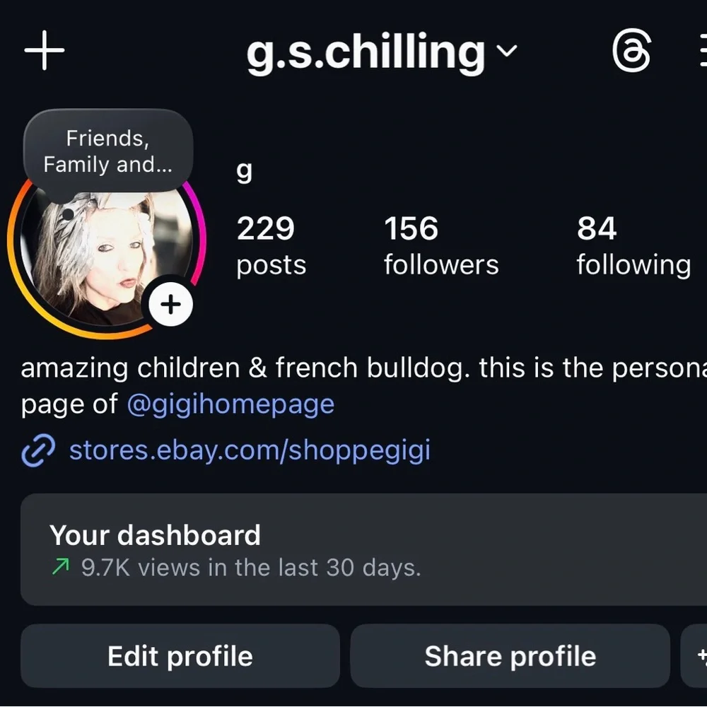 Welcome to our closet! Our ShoppeGigi logo! Please read below! IG: GigiHomepage